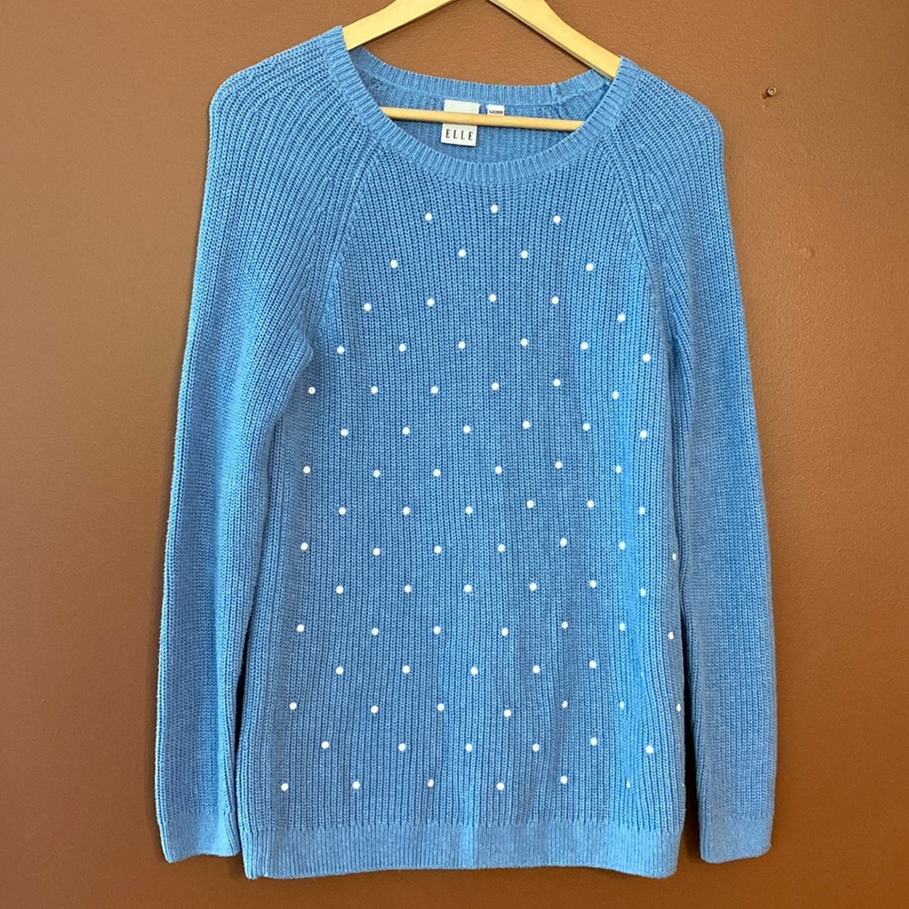 Elle ladies sweater in size small. Light blue with white polkadots.